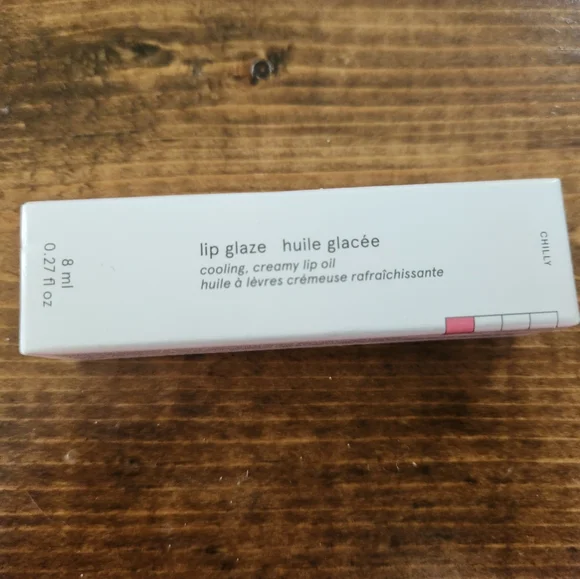 Glossier And Burt's Bees Lip Bundle (Unused & Unopened) - Picture 6 of 7